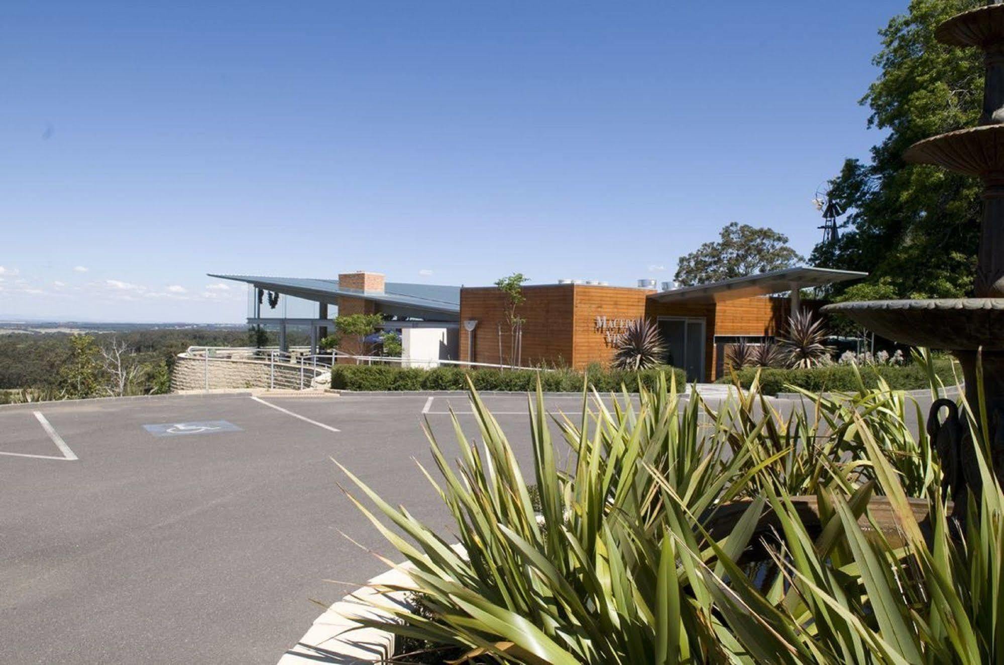 Macedon Ranges Hotel & Spa Bagian luar foto